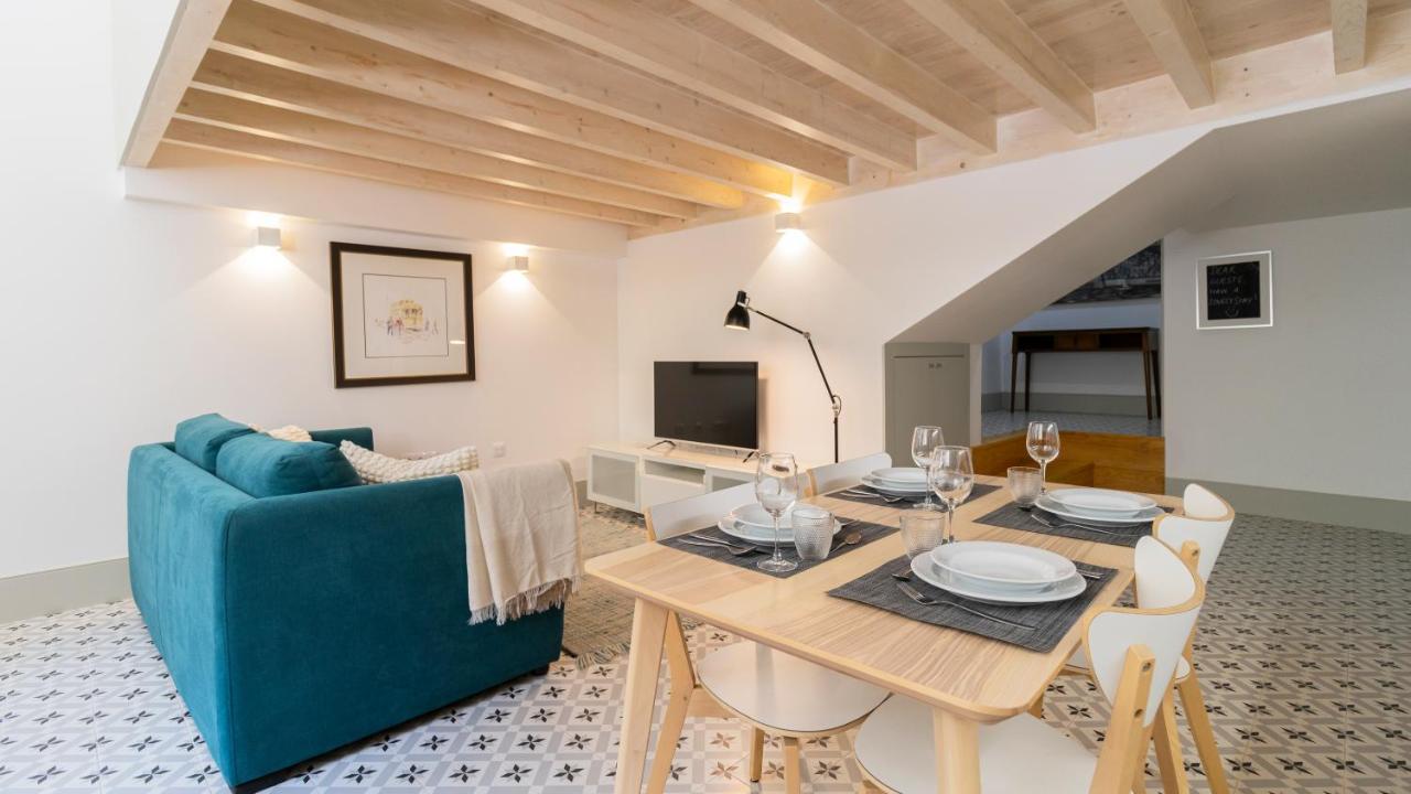 Central Stunning Duplex W/ Patio By Lovelystay OOporto Exteriör bild