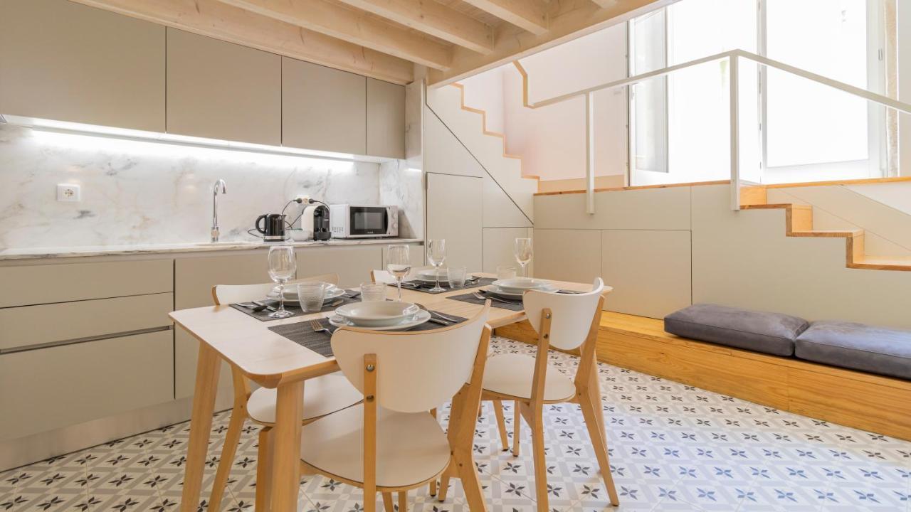 Central Stunning Duplex W/ Patio By Lovelystay OOporto Exteriör bild