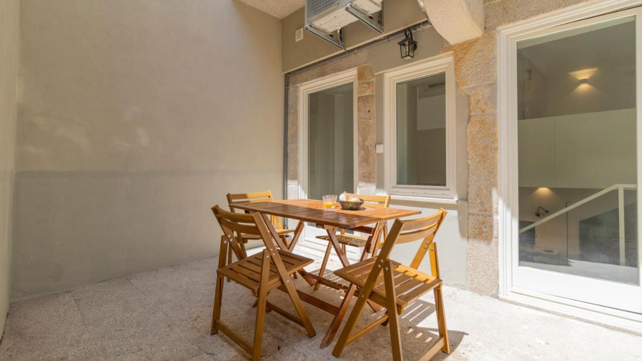 Central Stunning Duplex W/ Patio By Lovelystay OOporto Exteriör bild