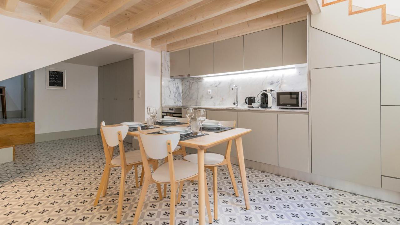 Central Stunning Duplex W/ Patio By Lovelystay OOporto Exteriör bild